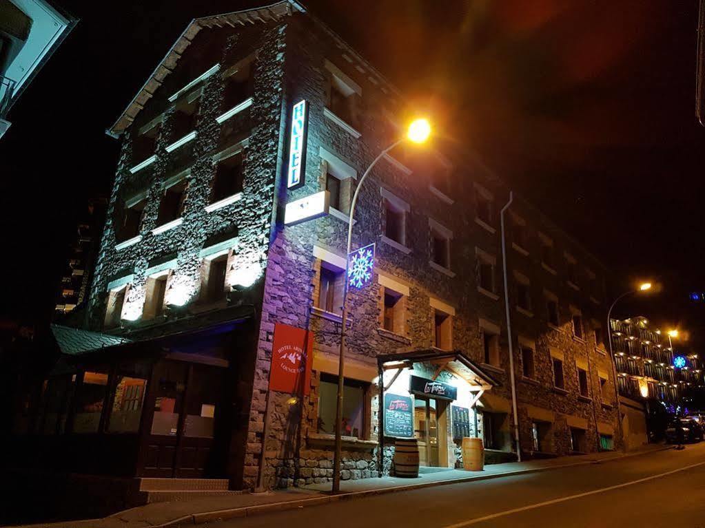 Hotel Arinsal Buitenkant foto