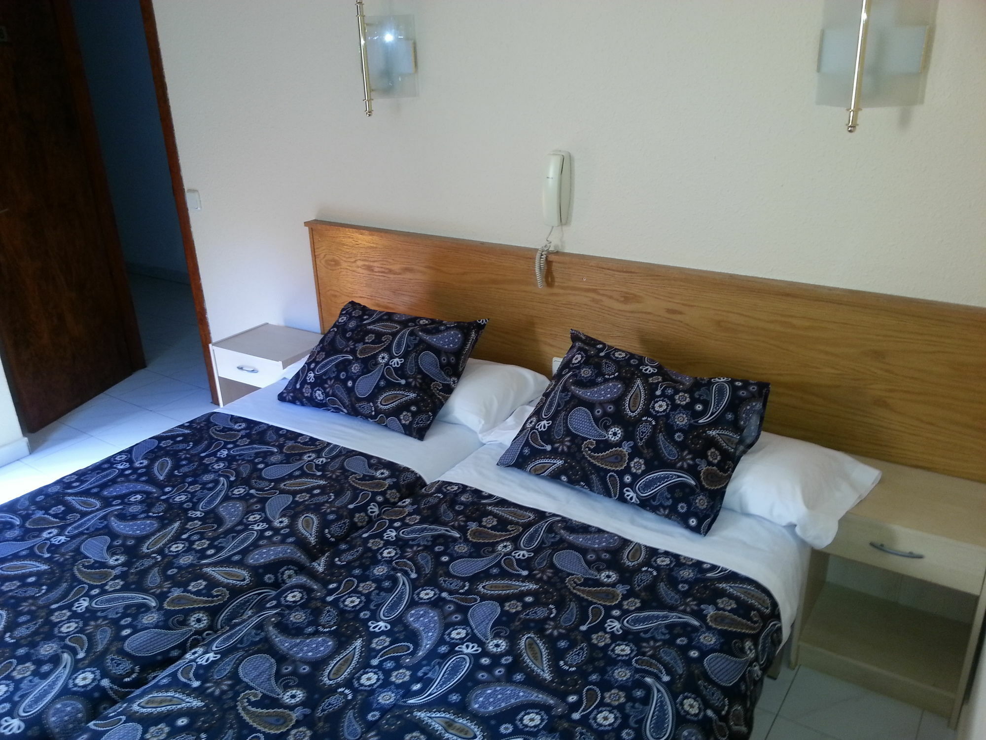 Hotel Arinsal Buitenkant foto